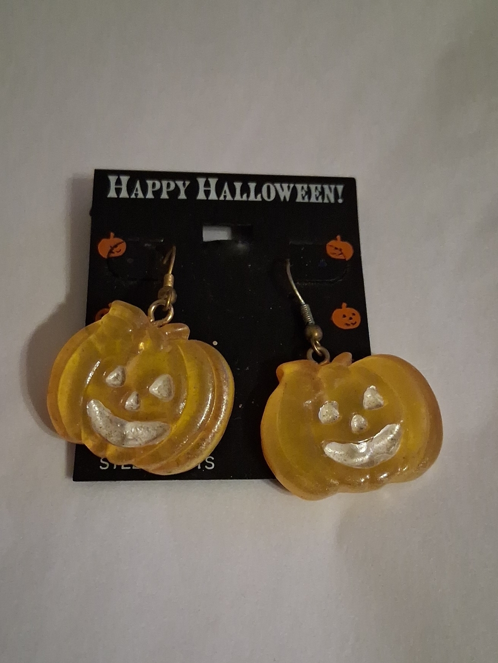 Vintage Halloween Pumpkin Dangle Earrings for pierced ears